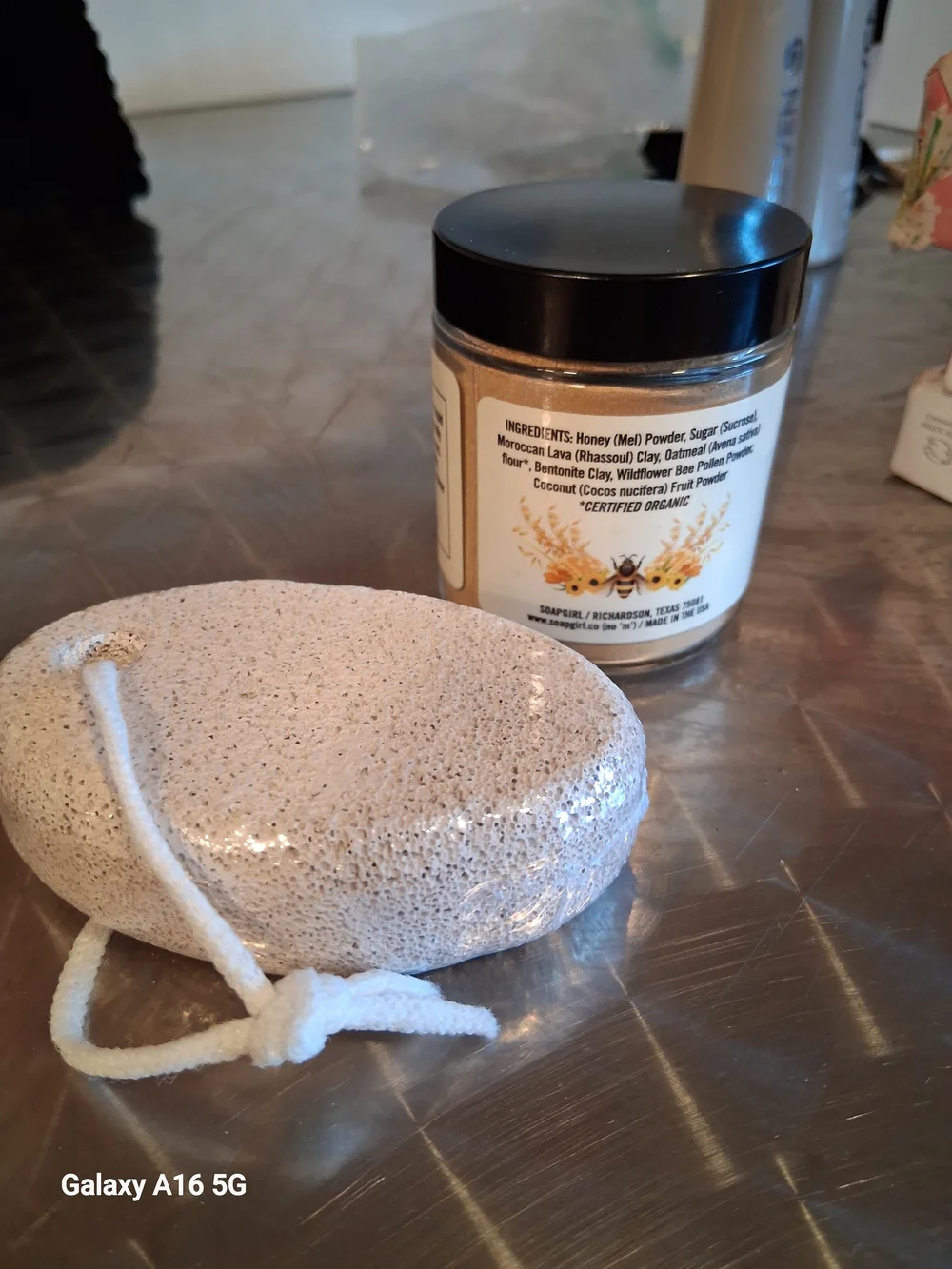 Feed Your Face Oatmeal + Honey Face Mask - White